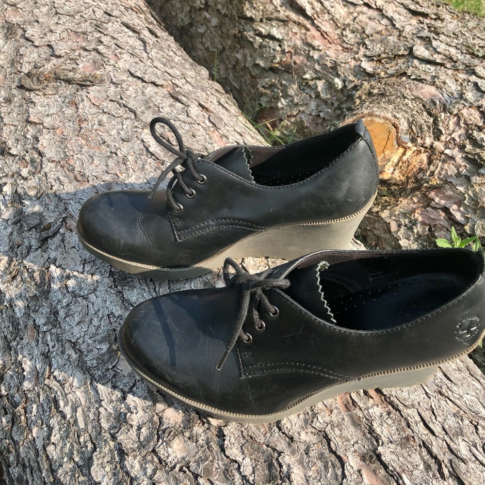 Dr. Martens Black Leather Lace-Up Wedge Booties - Picture 2 of 8